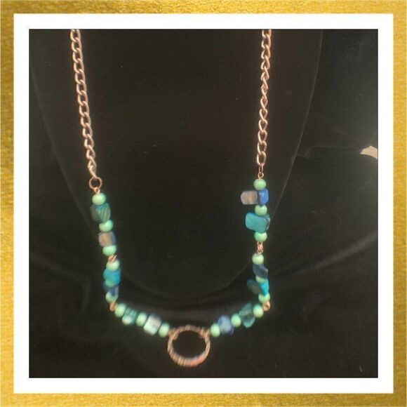 HAND CRAFTED Copper MOTHER OF PEARL & Chain NECKLACE Hammered Metal PENDANT - Picture 1 of 2